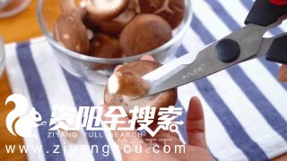【美食教程】蒜蓉粉丝香菇酿