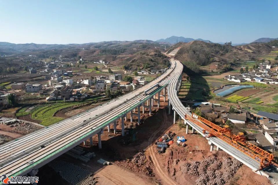 前5月，四川公路水路建设完成投资再创新高