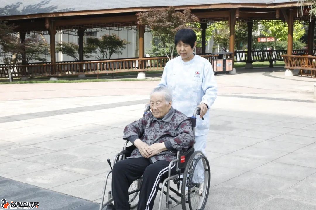 【四医故事】多学科团队诊疗  百岁老人焕发新生